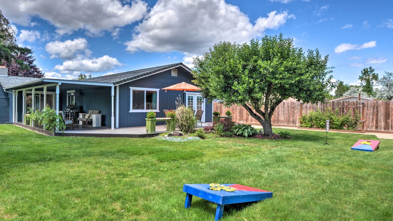 Photo of Outdoor in Medford