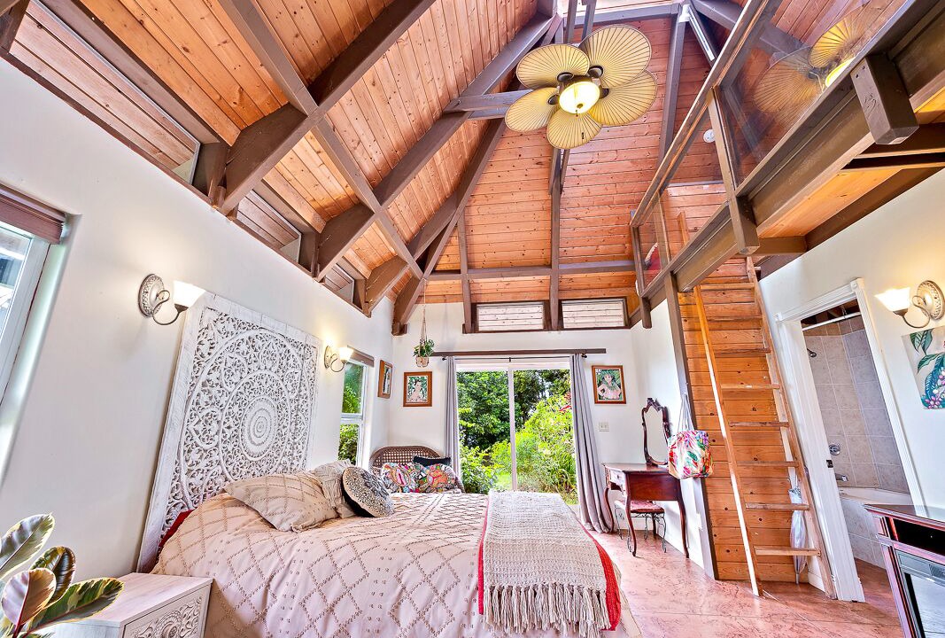 Photo of Bedroom in Holualoa