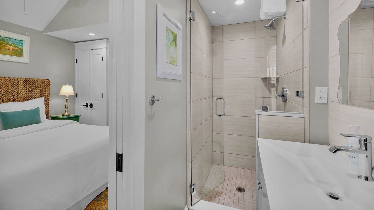 Photo of Bathroom in Historic Seaport