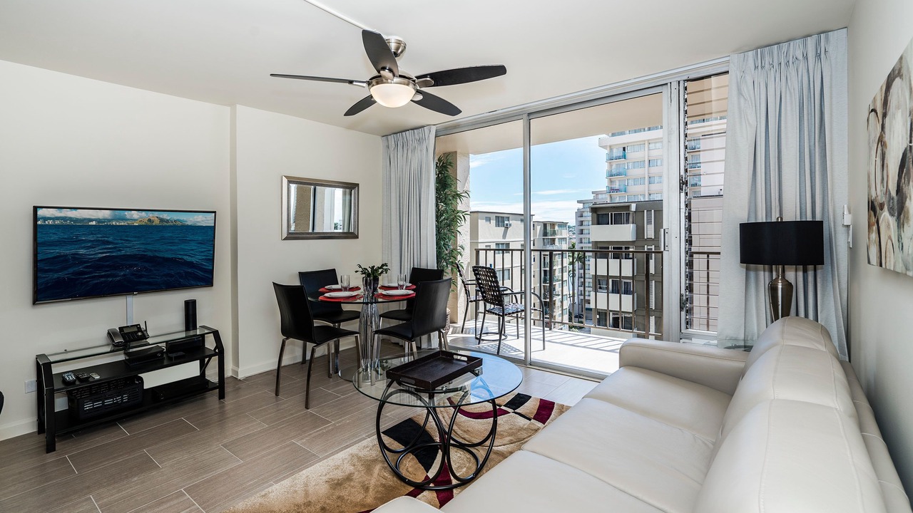 Photo of Bedroom in Waikiki