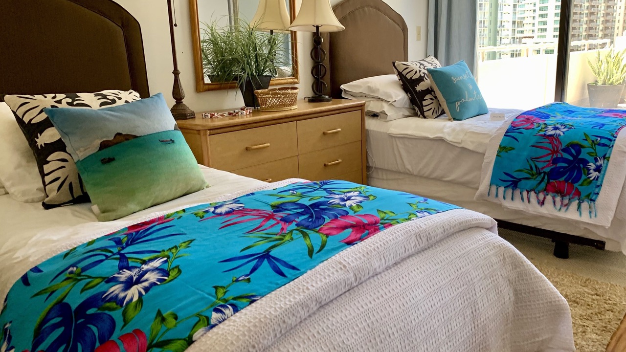 Photo of Bedroom in Waikiki