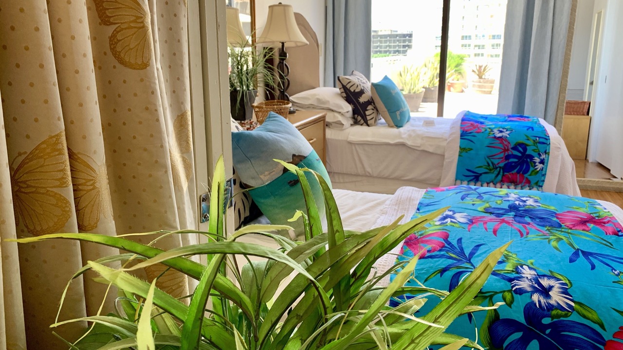 Photo of Bedroom in Waikiki