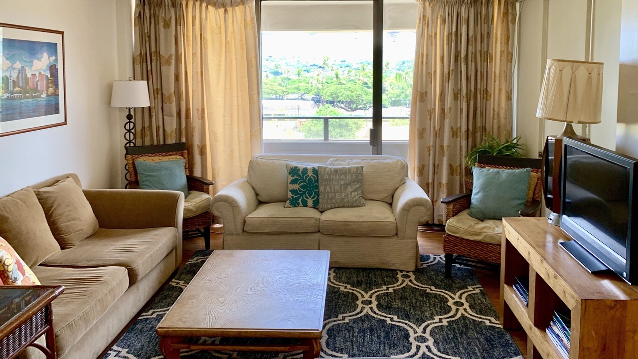 Photo of Livingroom in Waikiki