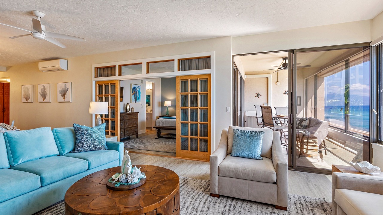 Photo of Livingroom in Kahana