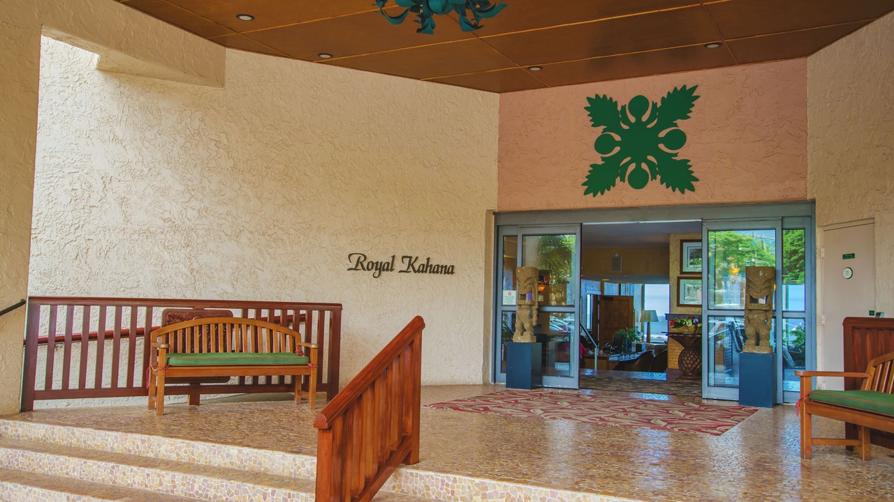 Photo of Others in Kahana