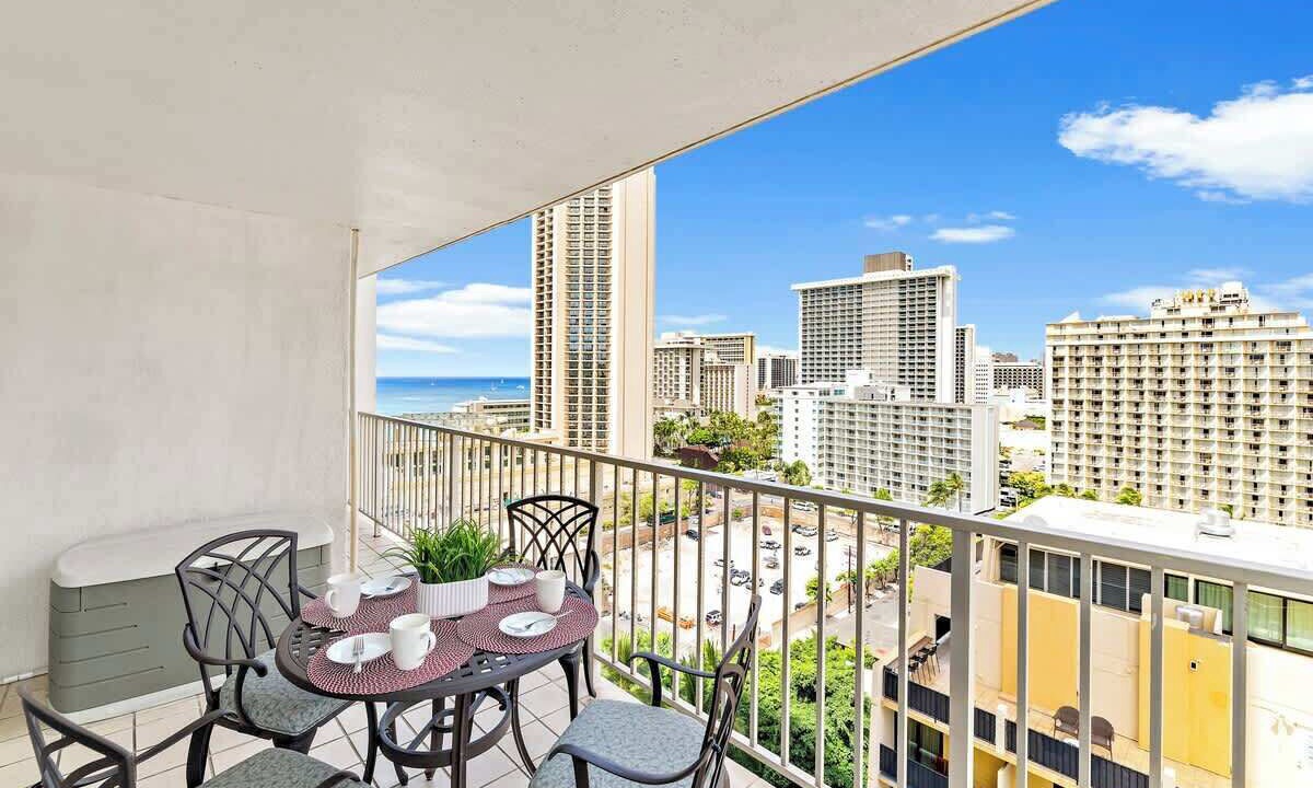 Photo of Patio Balcony in Waikiki