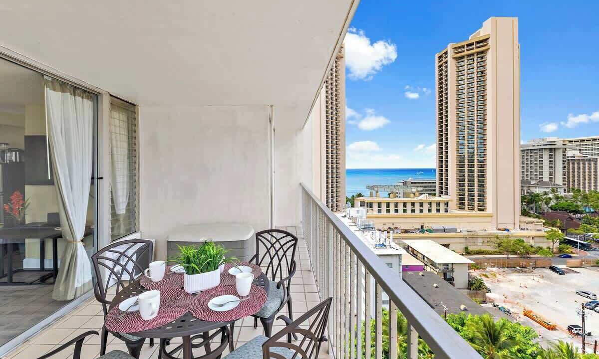 Photo of Patio Balcony in Waikiki