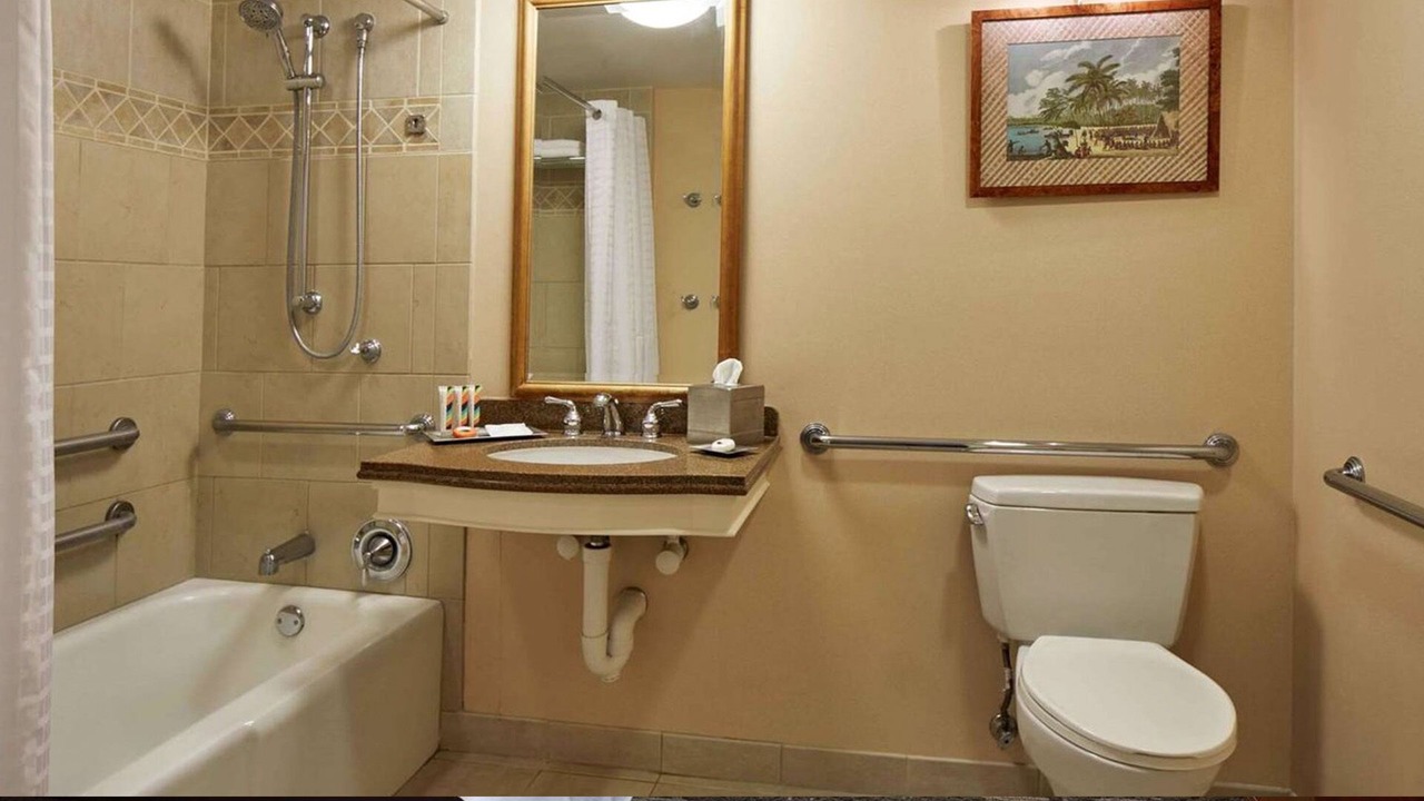 Photo of Bathroom in Waikiki
