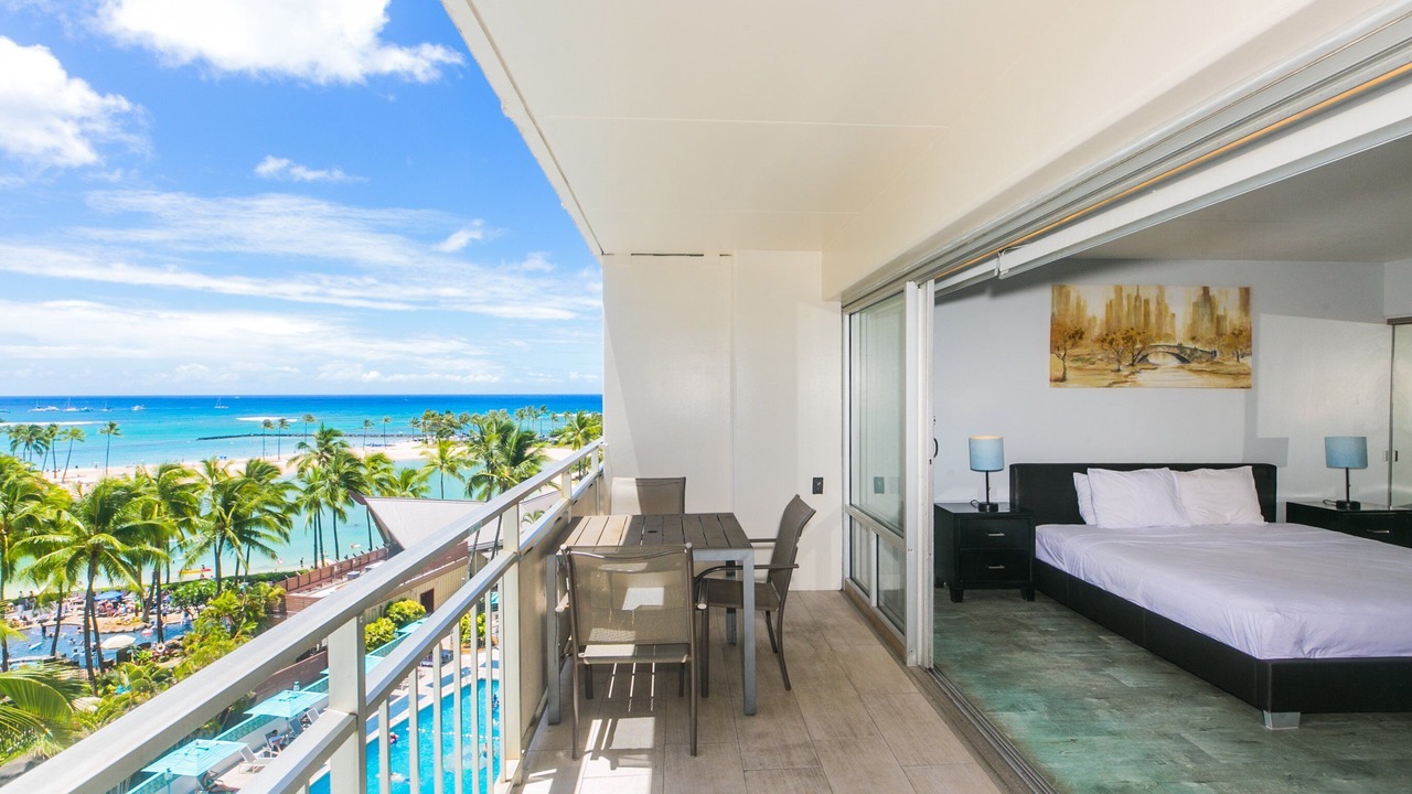 Photo of Bedroom in Waikiki