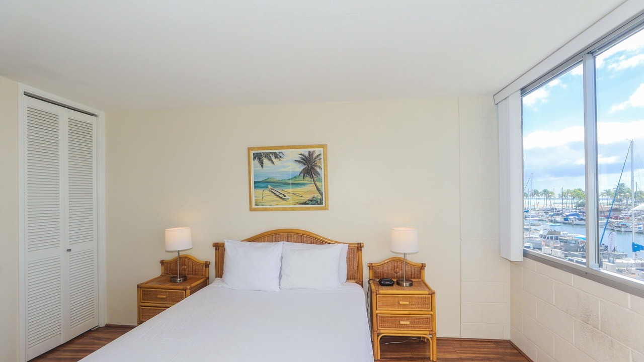 Photo of Bedroom in Waikiki