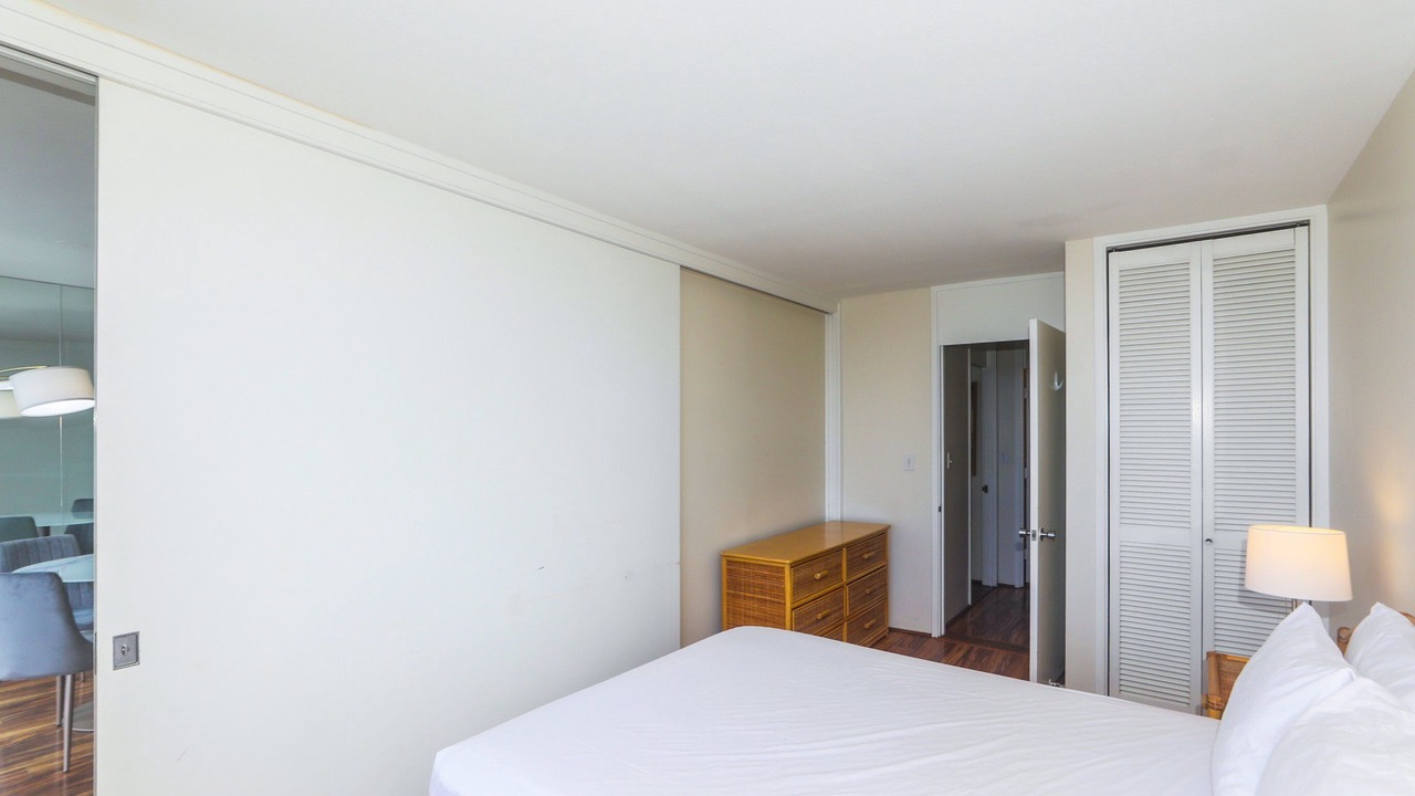 Photo of Bedroom in Waikiki