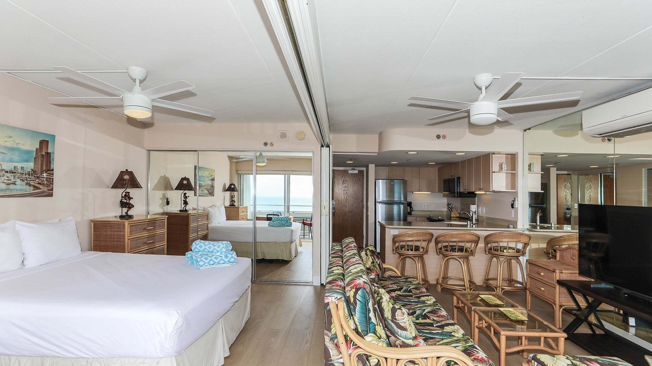 Photo of Bedroom in Waikiki