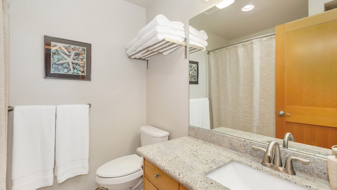 Photo of Bathroom in Manzanita