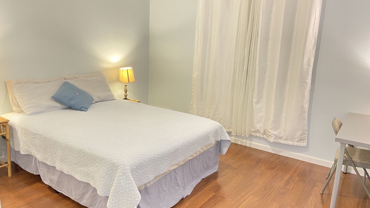Photo of Bedroom in Liliha - Kapalama