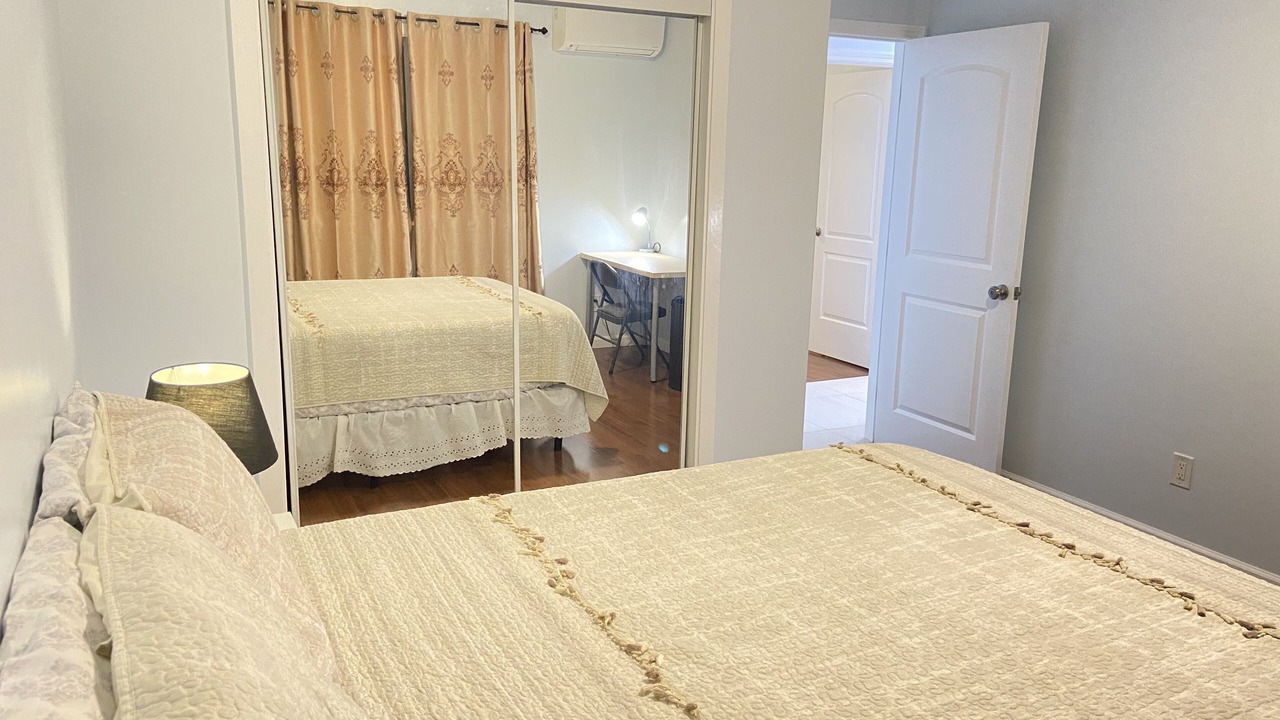 Photo of Bedroom in Liliha - Kapalama