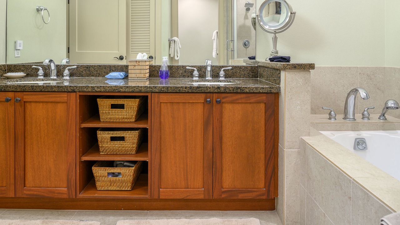 Photo of Bathroom in Waikoloa