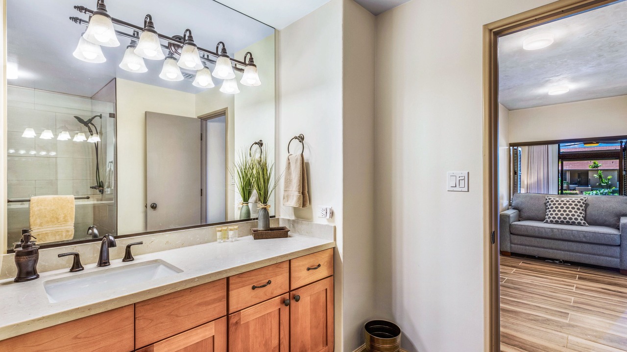 Photo of Bathroom in Kaanapali