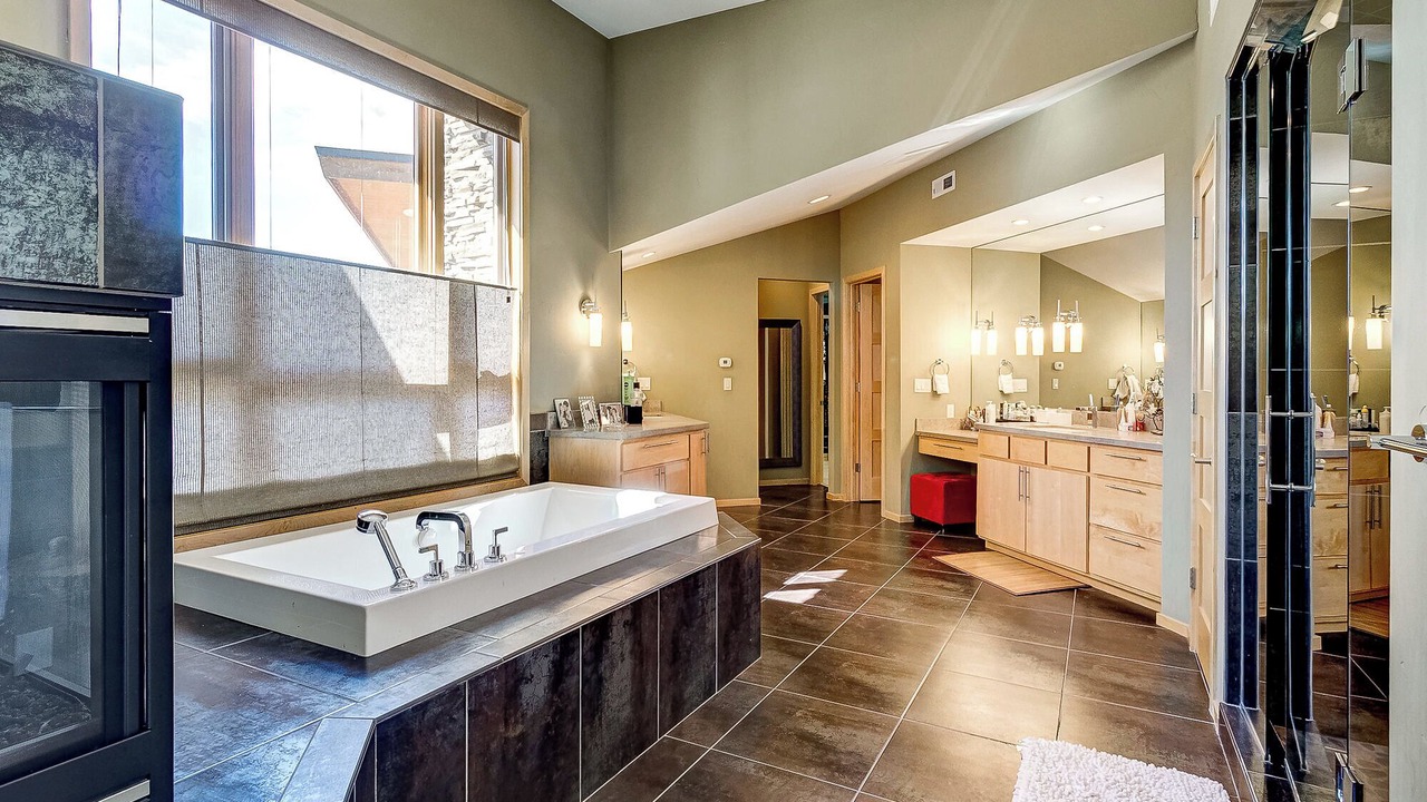 Photo of Bathroom in Old North Boulder