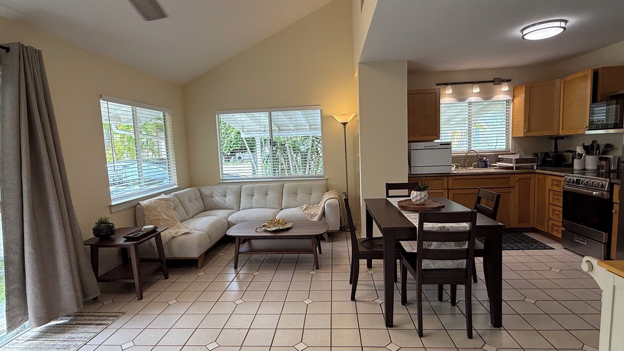 Photo of Livingroom in Kailua