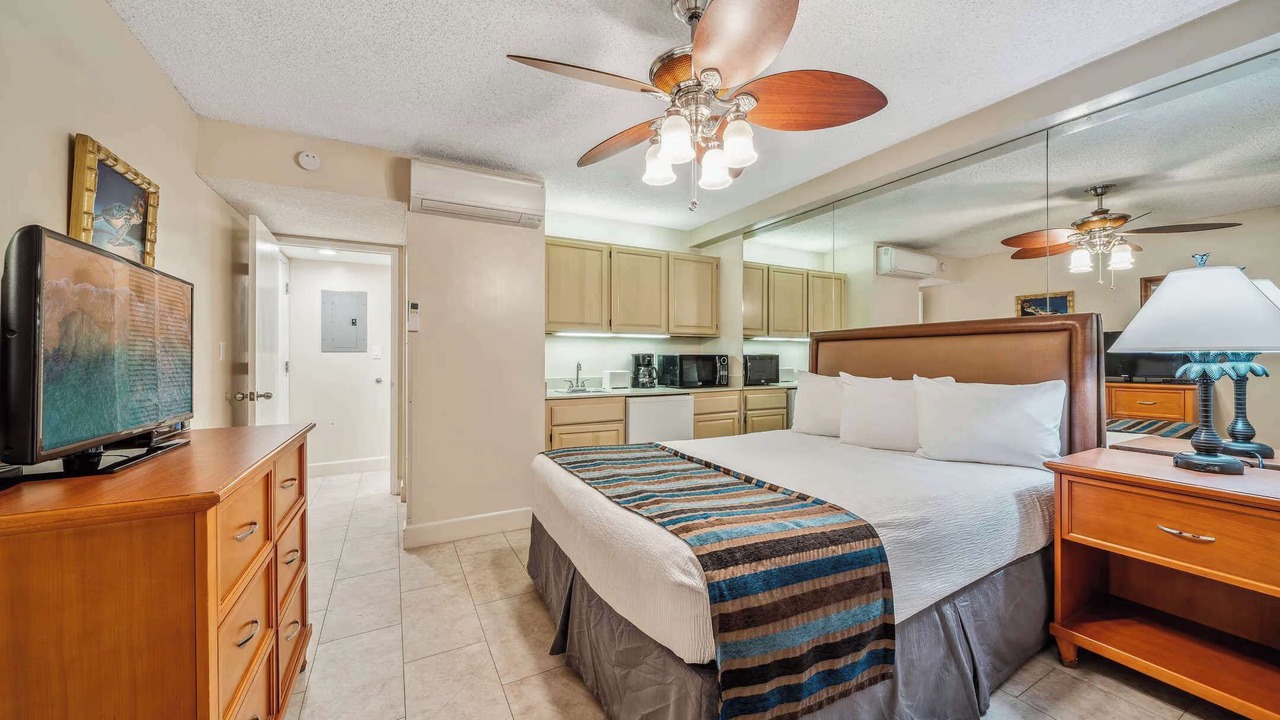 Photo of Bedroom in Kahana