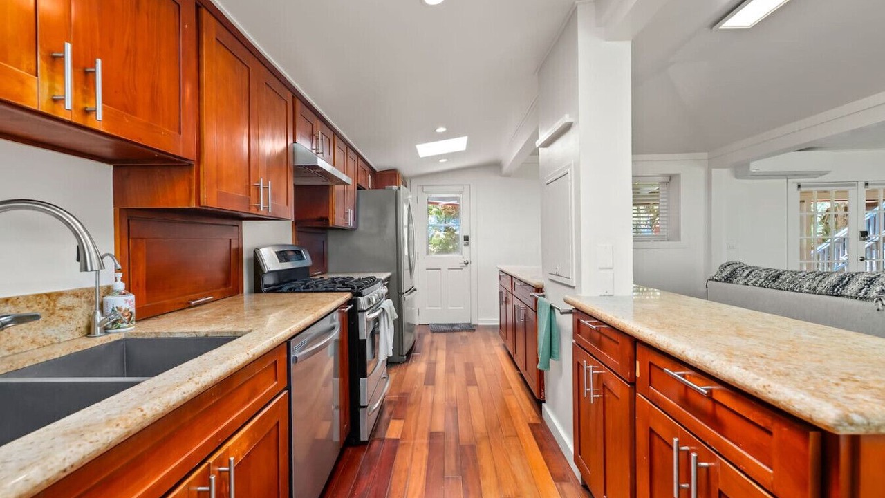 Photo of Kitchen in Waimanalo