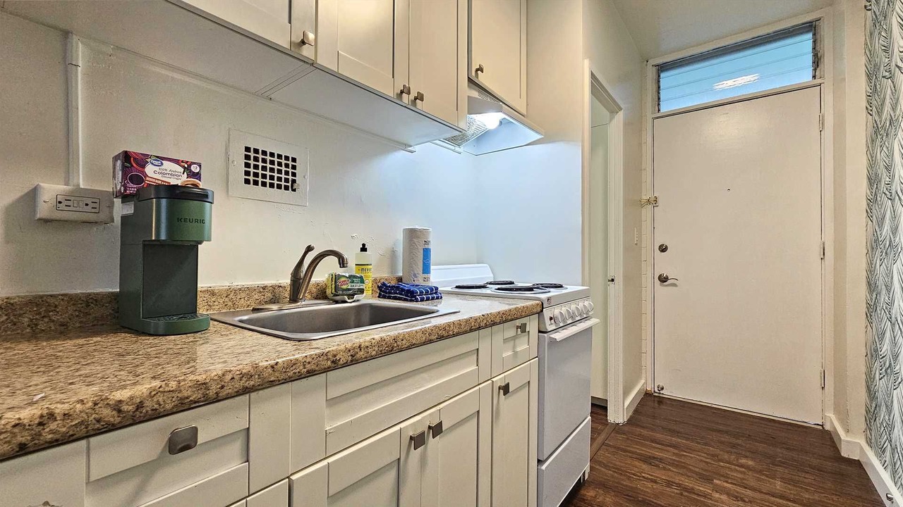 Photo of Kitchen in Waikiki