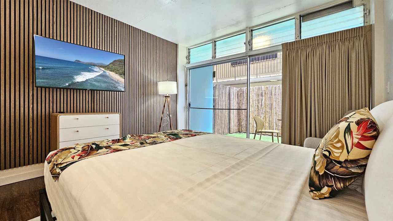 Photo of Bedroom in Waikiki