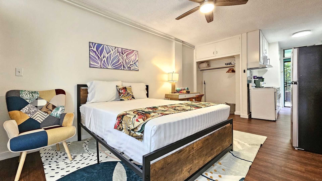 Photo of Bedroom in Waikiki