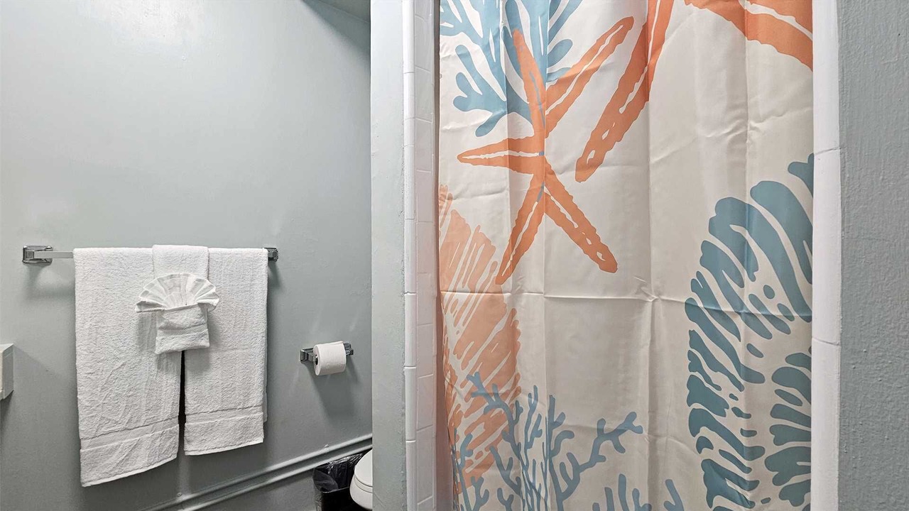 Photo of Bathroom in Waikiki