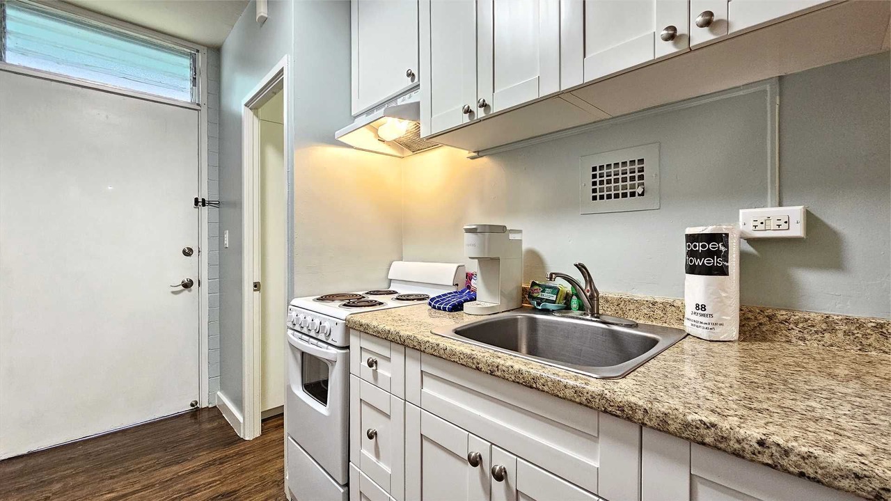 Photo of Kitchen in Waikiki