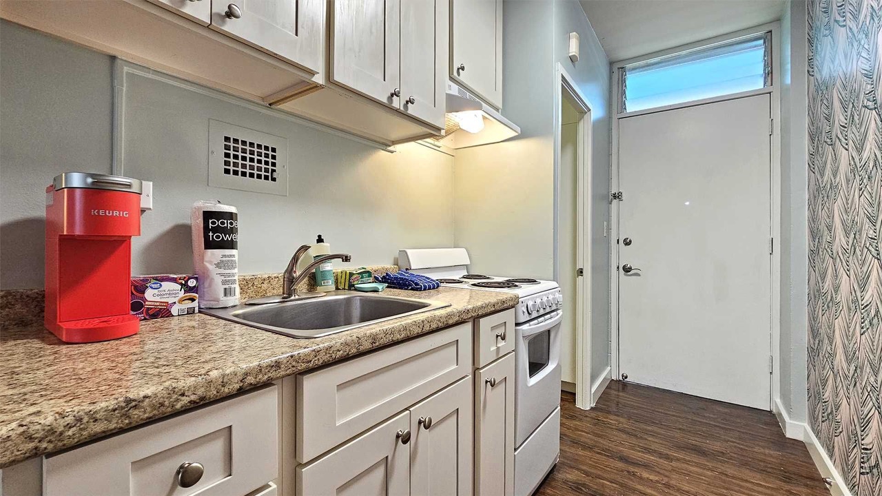 Photo of Kitchen in Waikiki