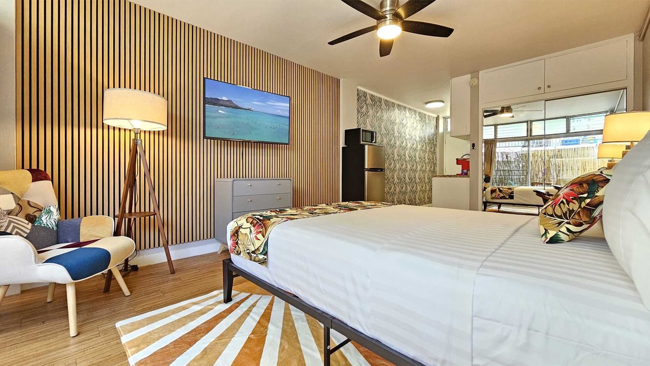 Photo of Bedroom in Waikiki
