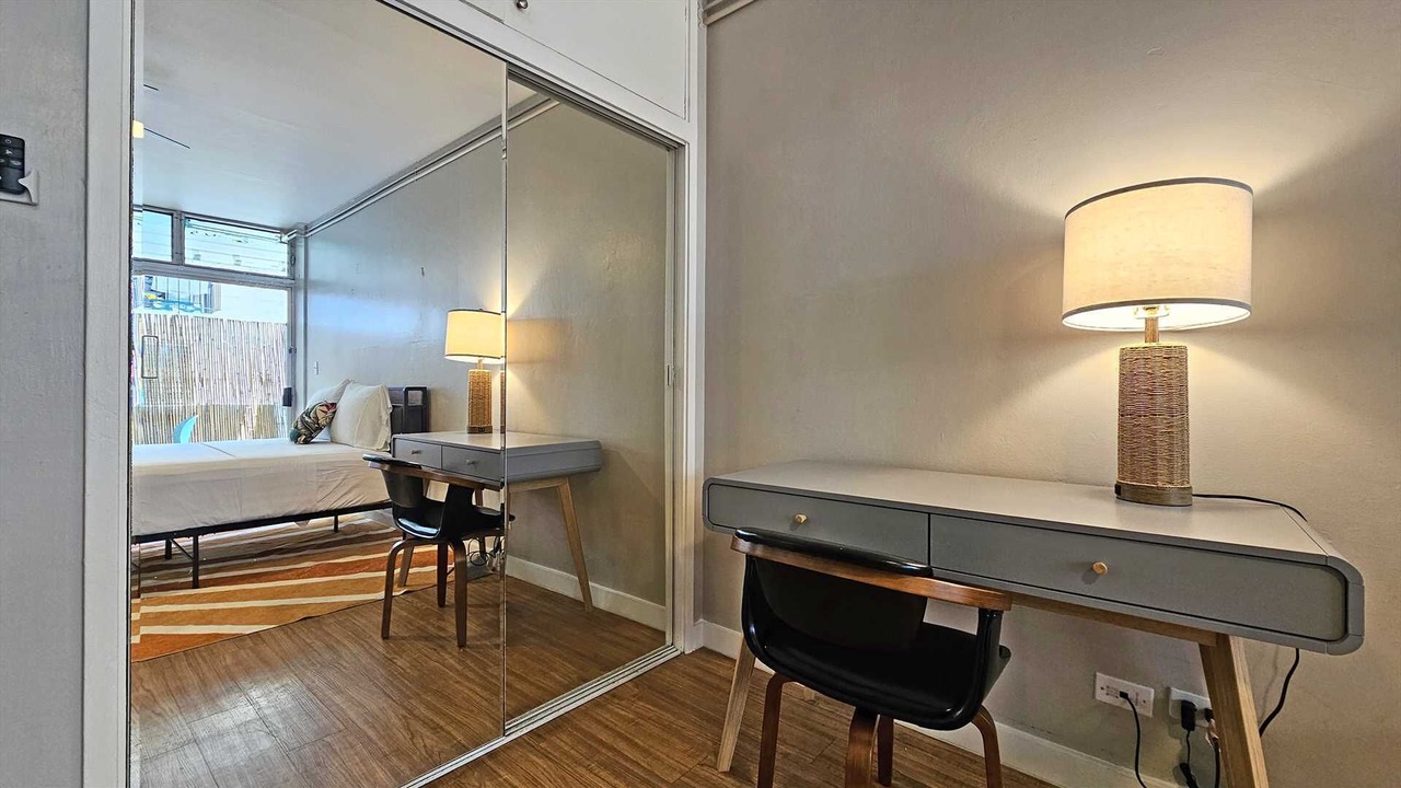 Photo of Bedroom in Waikiki