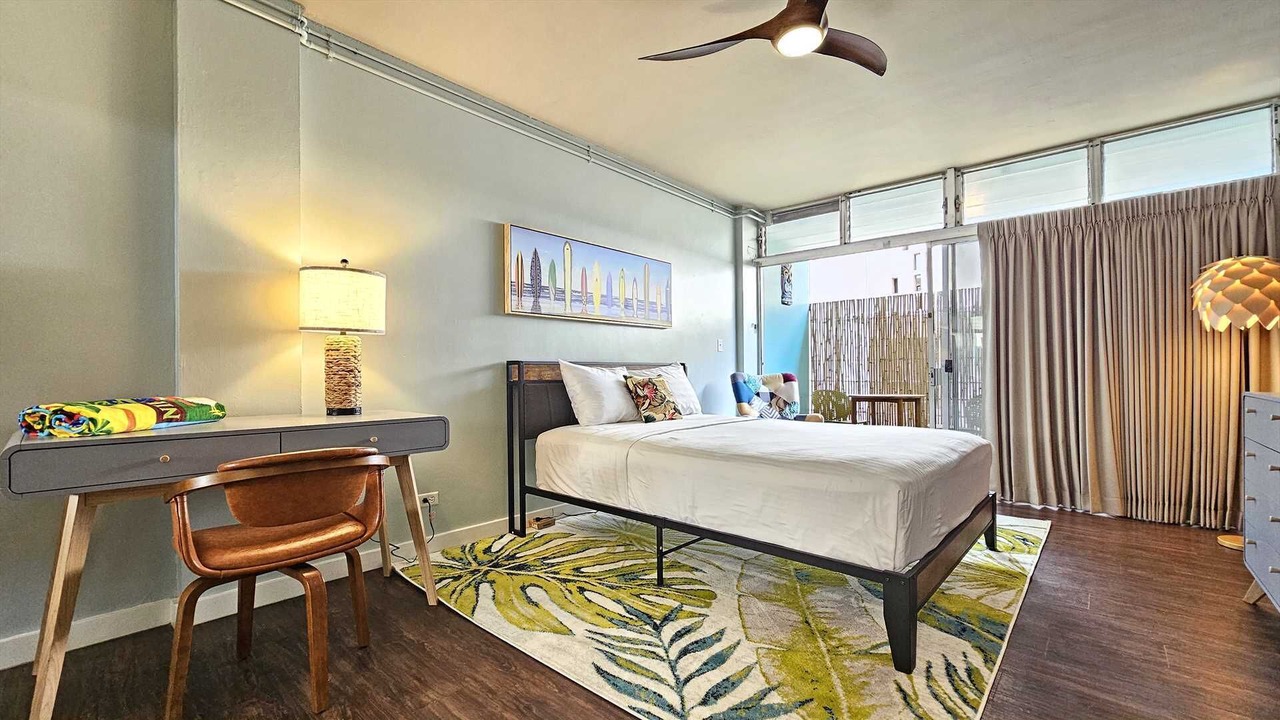 Photo of Bedroom in Waikiki