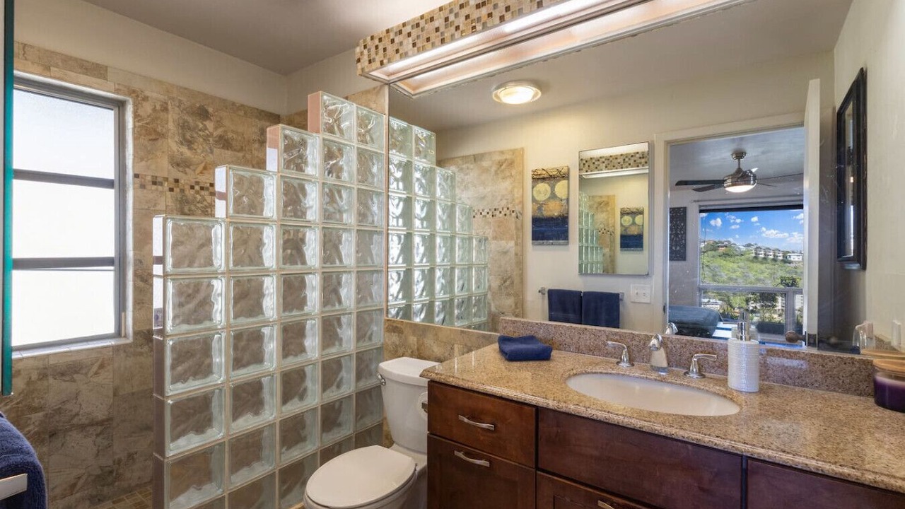 Photo of Bathroom in Kahala