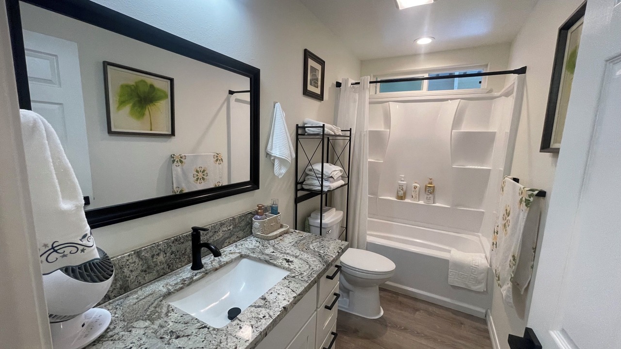 Photo of Bathroom in Keaau