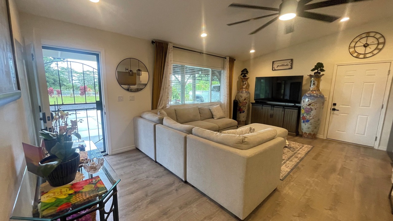 Photo of Livingroom in Keaau