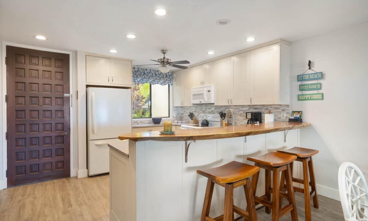 Photo of Kitchen in Keauhou