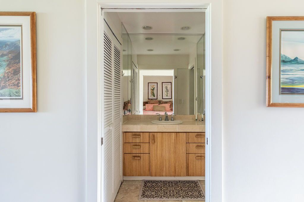 Photo of Bathroom in Poipu