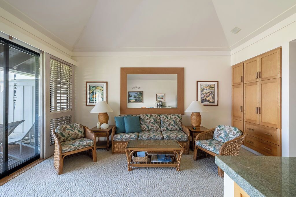 Photo of Livingroom in Poipu