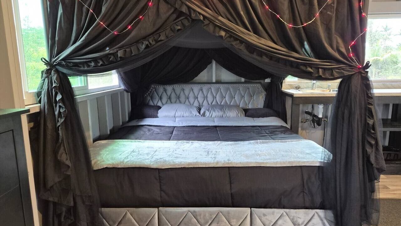 Photo of Bedroom in Hawaiian Acres