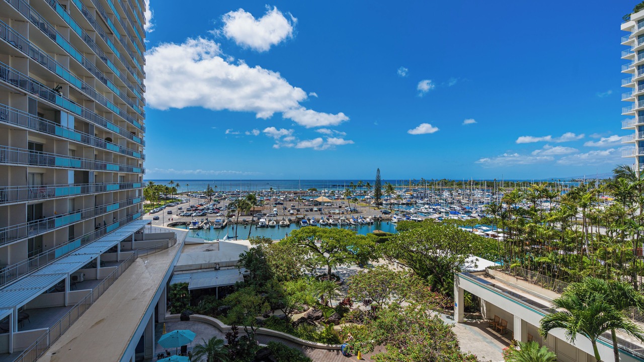 Photo of Others in Waikiki