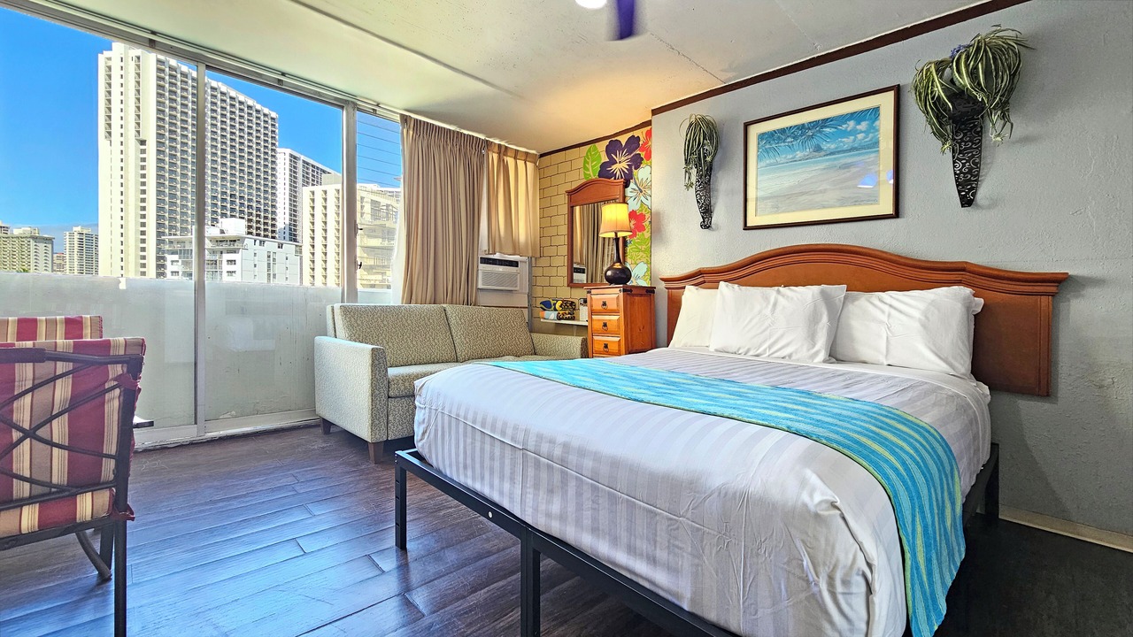 Photo of Bedroom in Waikiki