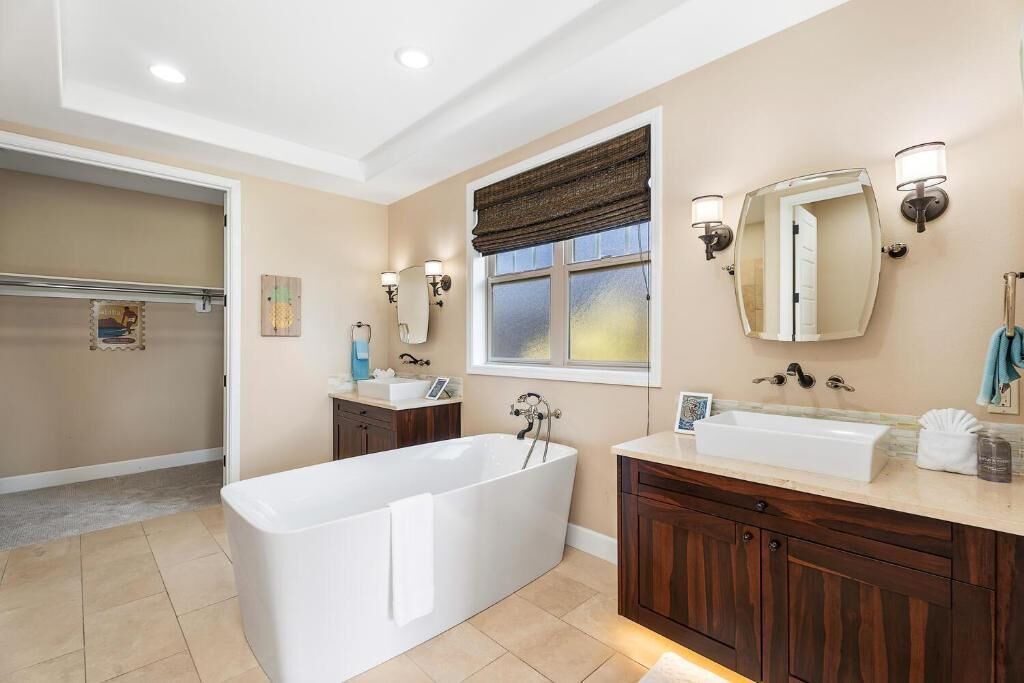 Photo of Bathroom in Keauhou