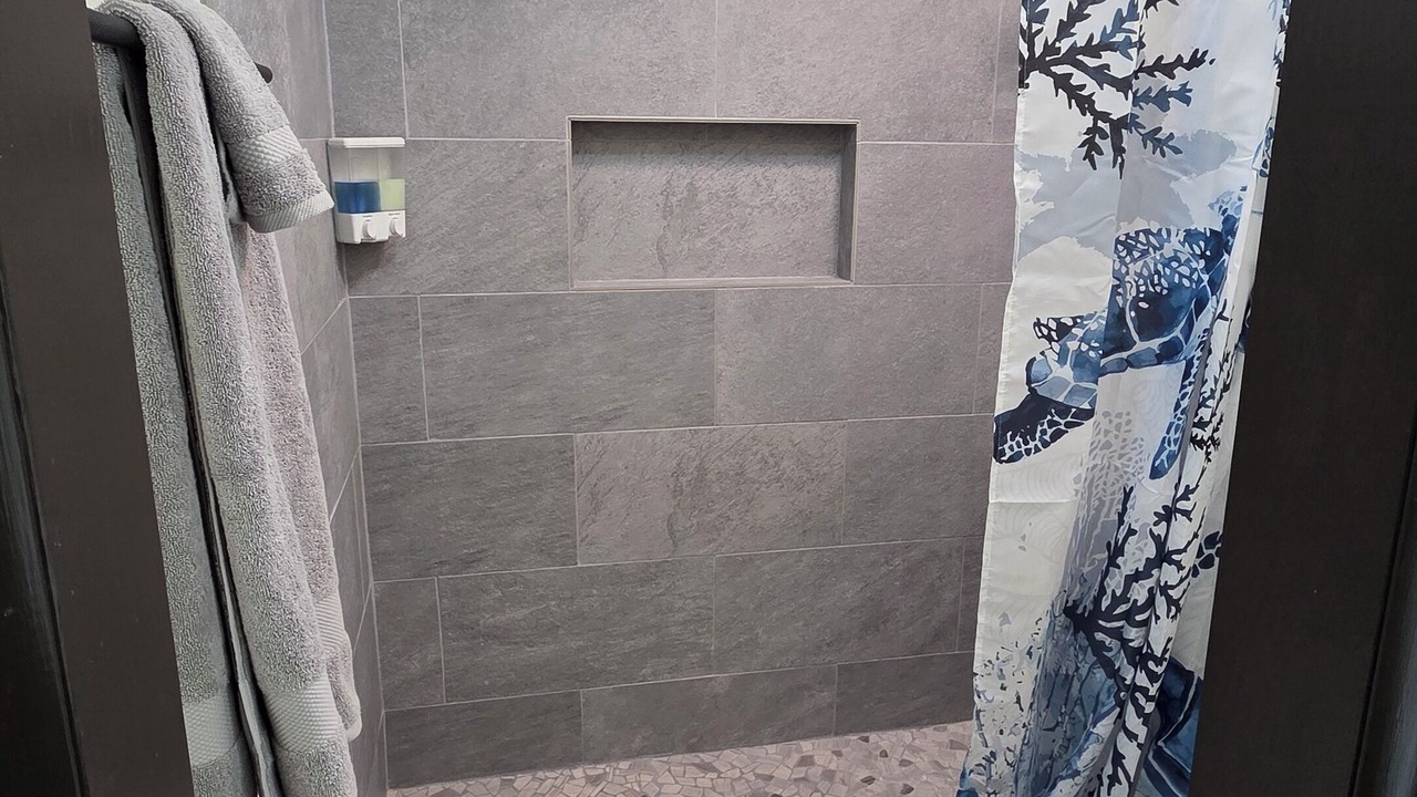 Photo of Bathroom in Ualapue