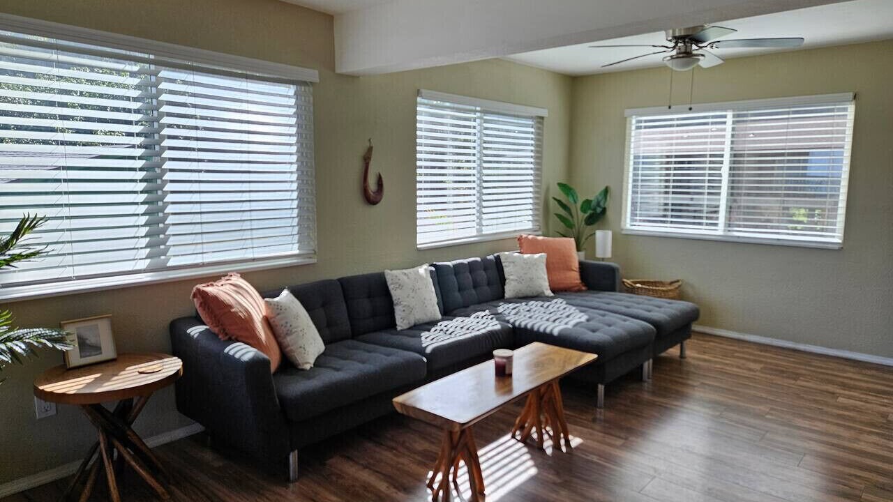 Photo of Livingroom in Punaluu