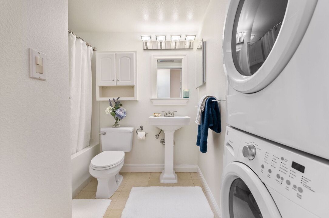 Photo of Bathroom in Waipahu