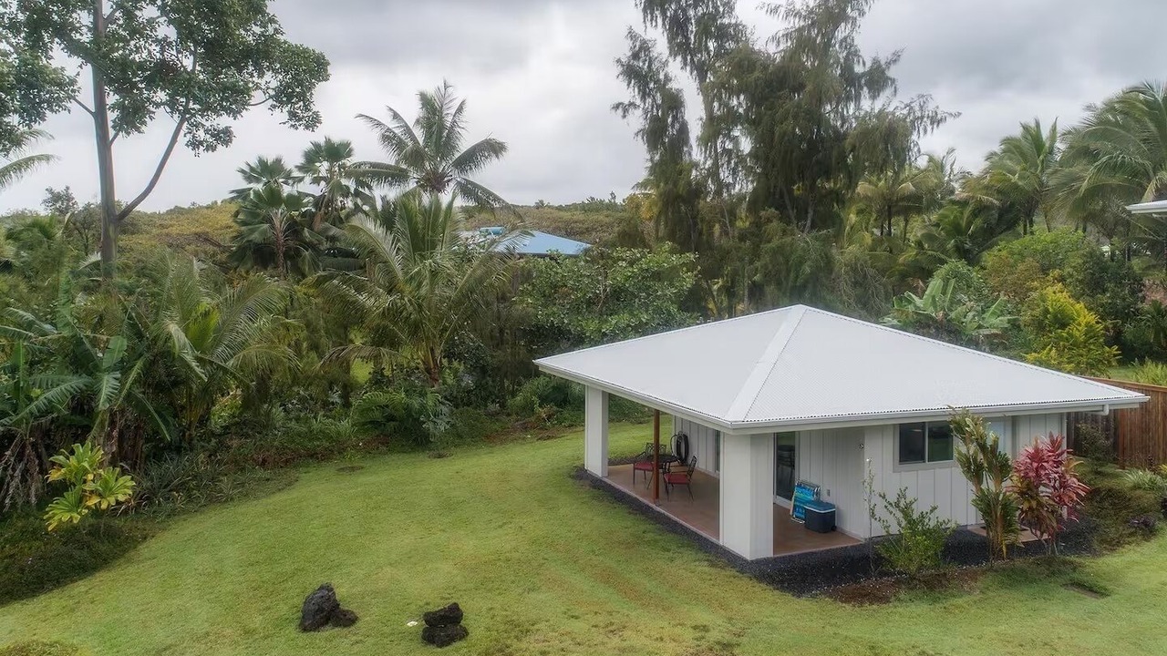 Photo of Outdoor in Puna Palisades