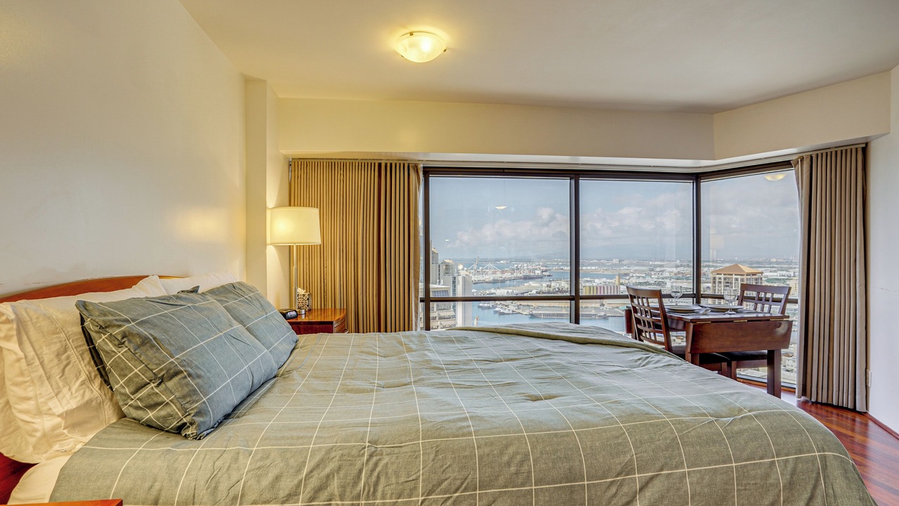Photo of Bedroom in Downtown Honolulu