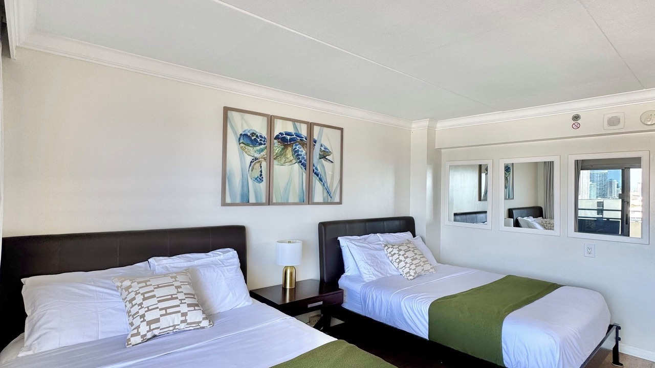 Photo of Bedroom in Waikiki